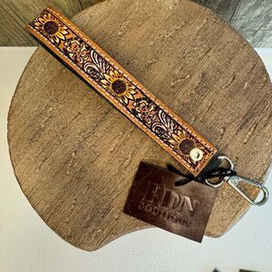 Leather Key Holder Tooled Leather Western Keychain NEW FAST SHIP